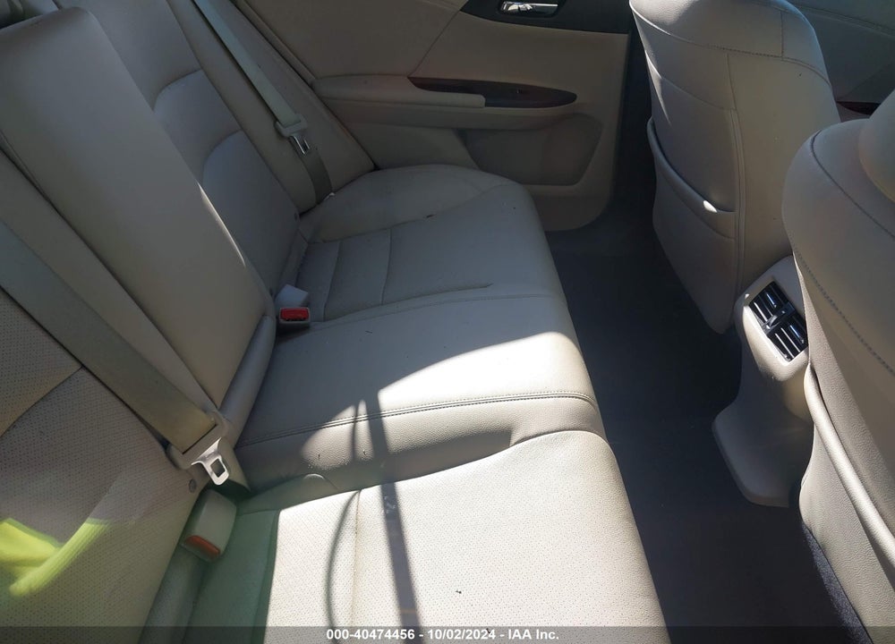 2015 HONDA ACCORD EX-L V-6 VIN: 1HGCR3F81FA014673