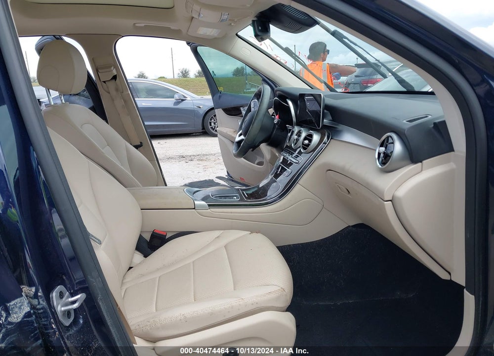 2022 MERCEDES-BENZ GLC 300 4MATIC SUV VIN: W1N0G8EB3NG106020