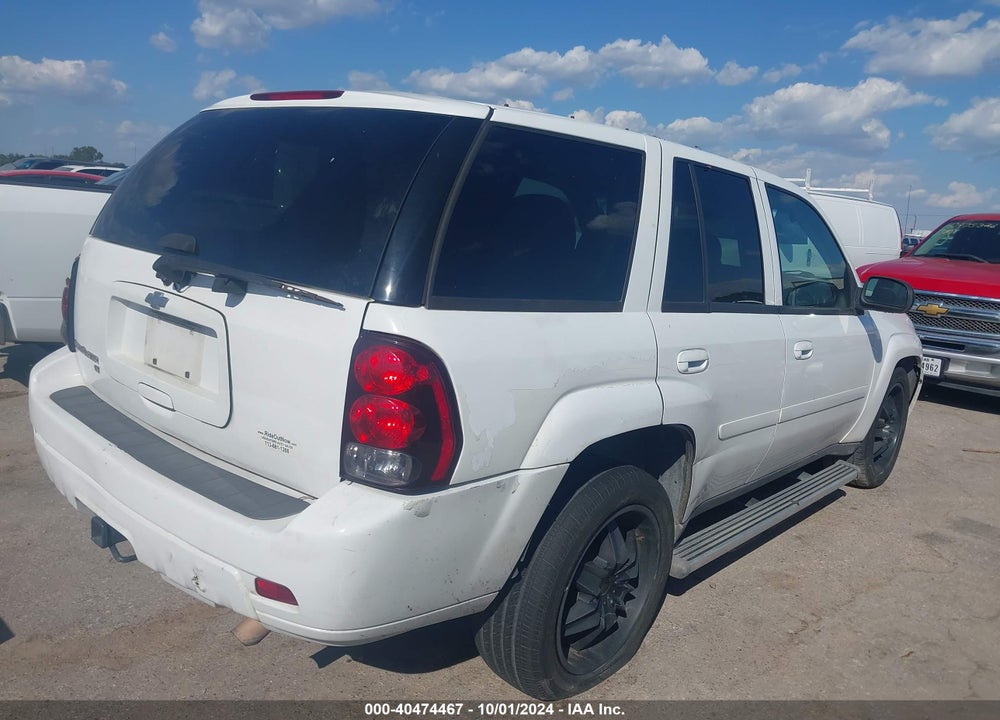 2008 CHEVROLET TRAILBLAZER LT VIN: 1GNDS13SX82219778