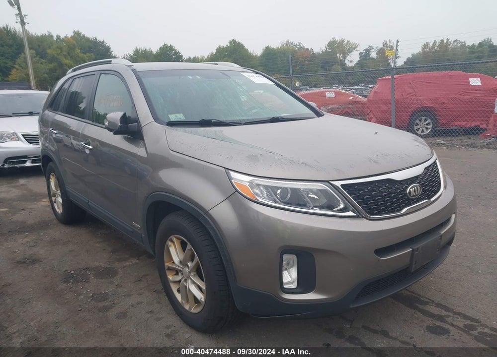2015 KIA SORENTO LX V6 VIN: 5XYKTDA77FG623993