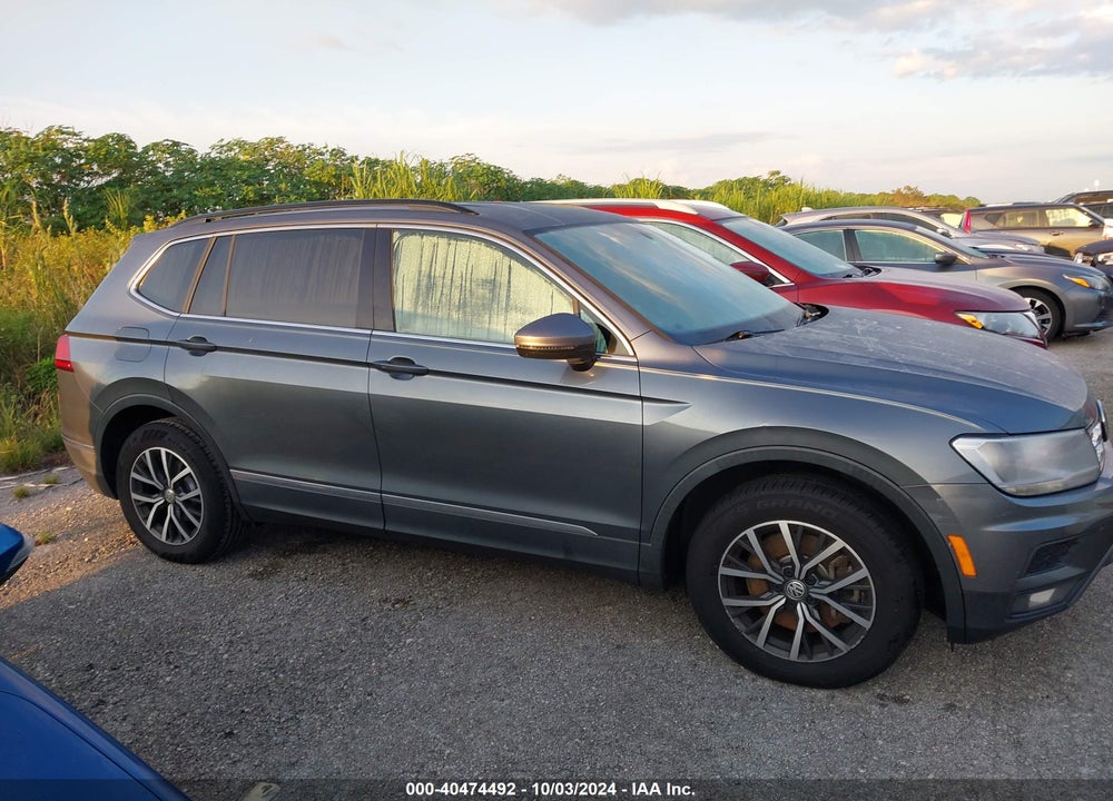 2018 VOLKSWAGEN TIGUAN 2.0T SE/2.0T SEL VIN: 3VV3B7AX5JM032535