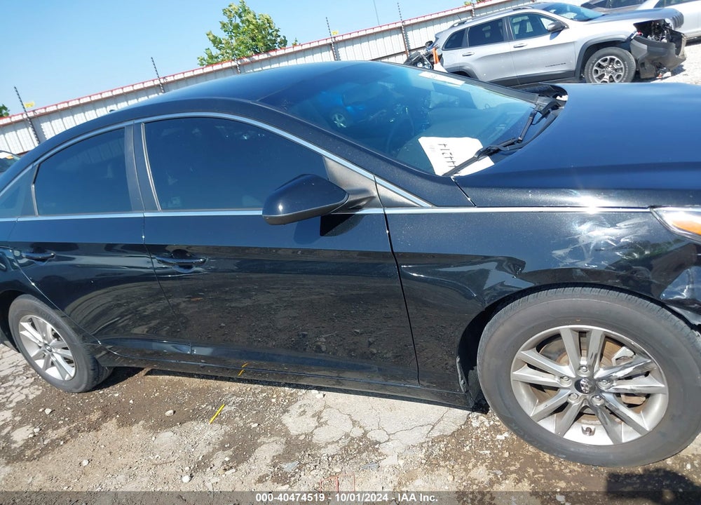 2015 HYUNDAI SONATA SE VIN: 5NPE24AF3FH244098