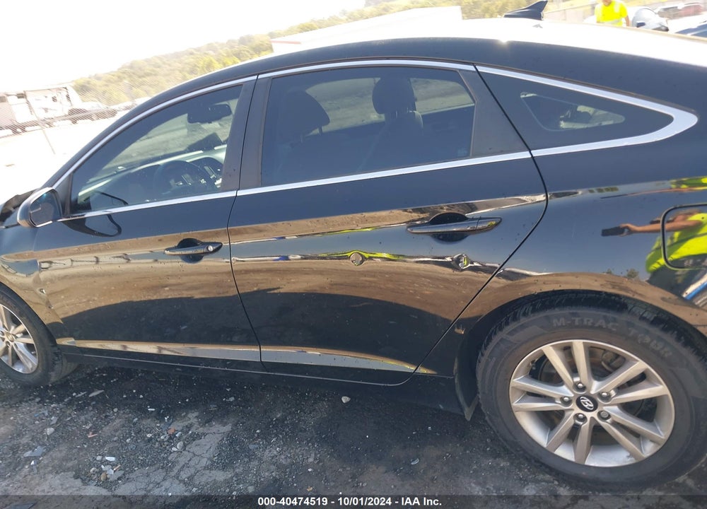 2015 HYUNDAI SONATA SE VIN: 5NPE24AF3FH244098