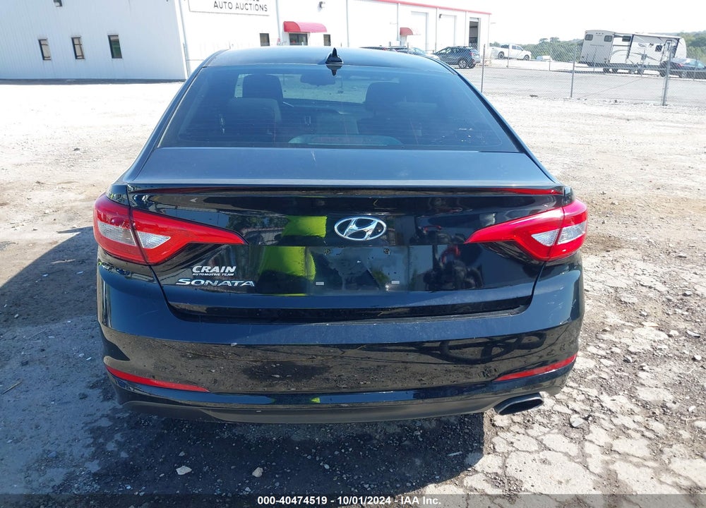2015 HYUNDAI SONATA SE VIN: 5NPE24AF3FH244098