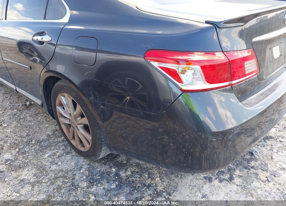 2011 LEXUS ES 350 VIN: JTHBK1EG4B2427072