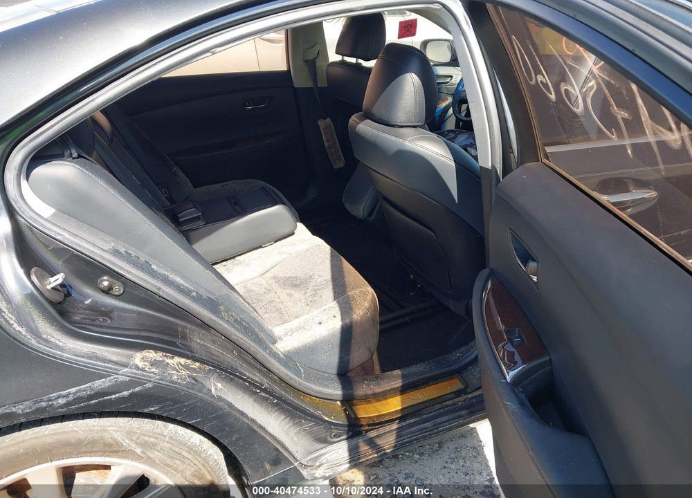 2011 LEXUS ES 350 VIN: JTHBK1EG4B2427072