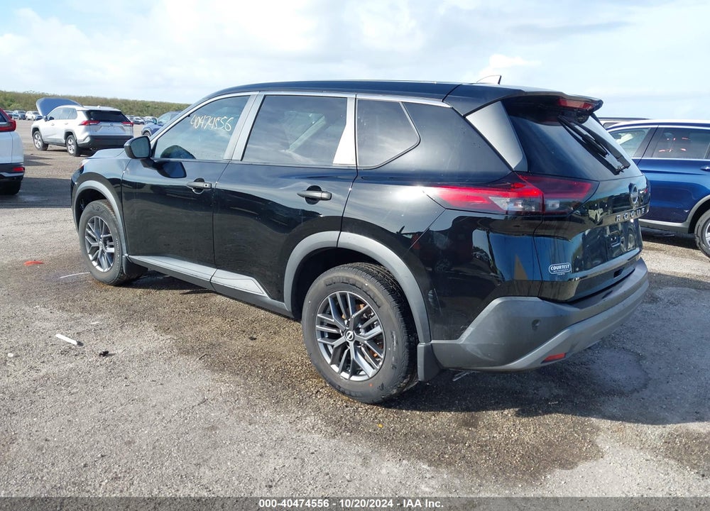 2022 NISSAN ROGUE S FWD VIN: 5N1BT3AA4NC711680