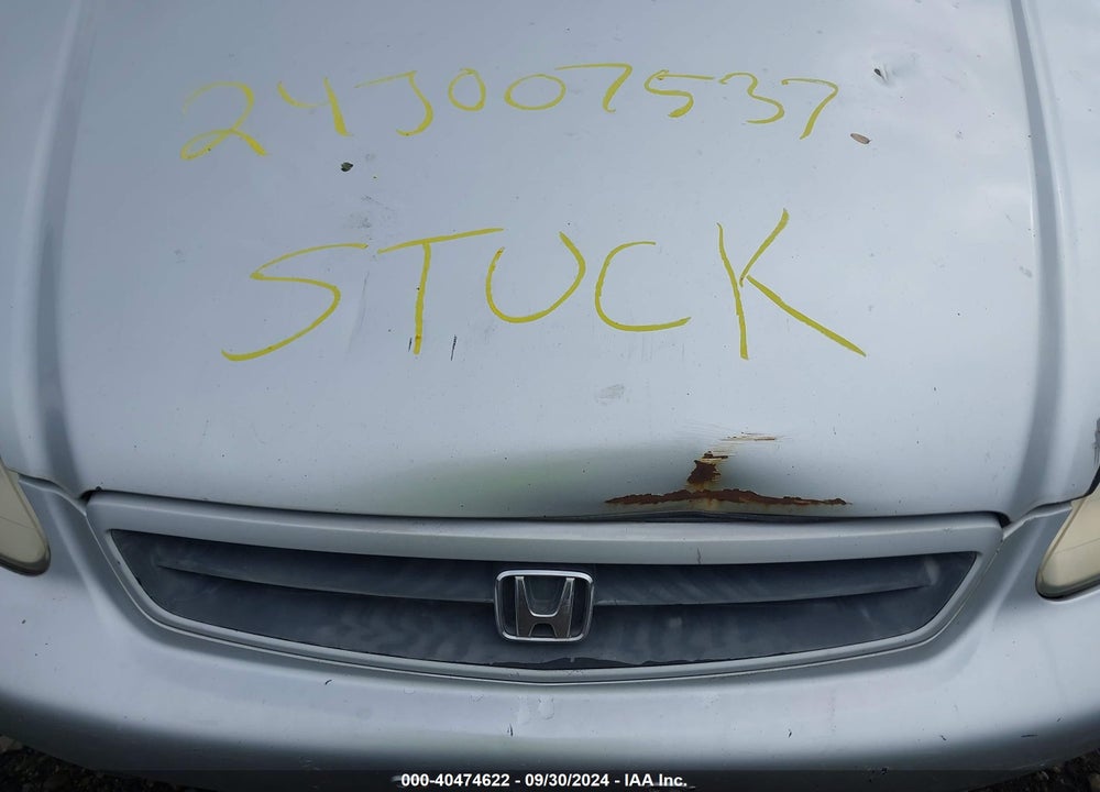 2000 HONDA CIVIC DX VIN: 1HGEJ6227YL071177
