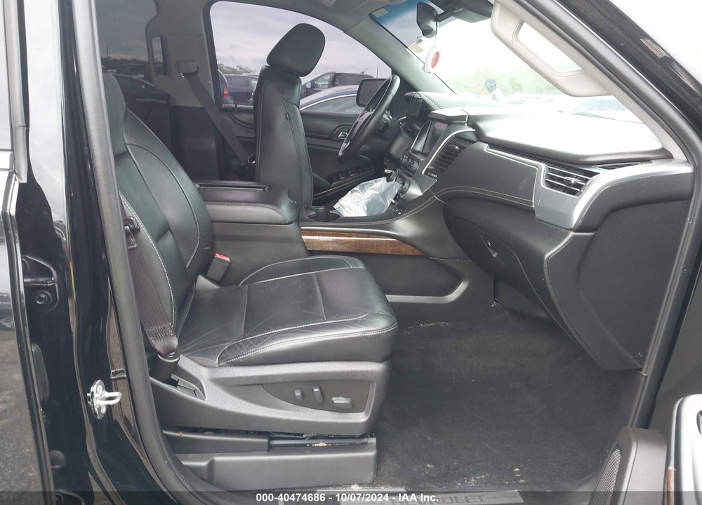 2017 CHEVROLET SUBURBAN LT VIN: 1GNSCHKC1HR396427