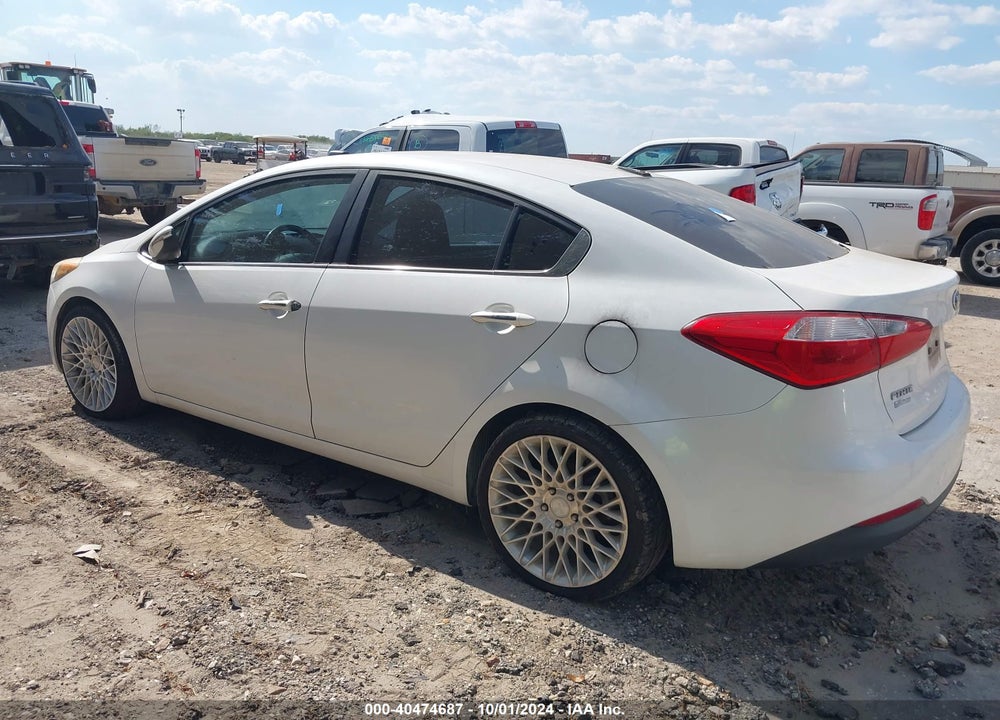 2015 KIA FORTE EX VIN: KNAFX4A82F5387354
