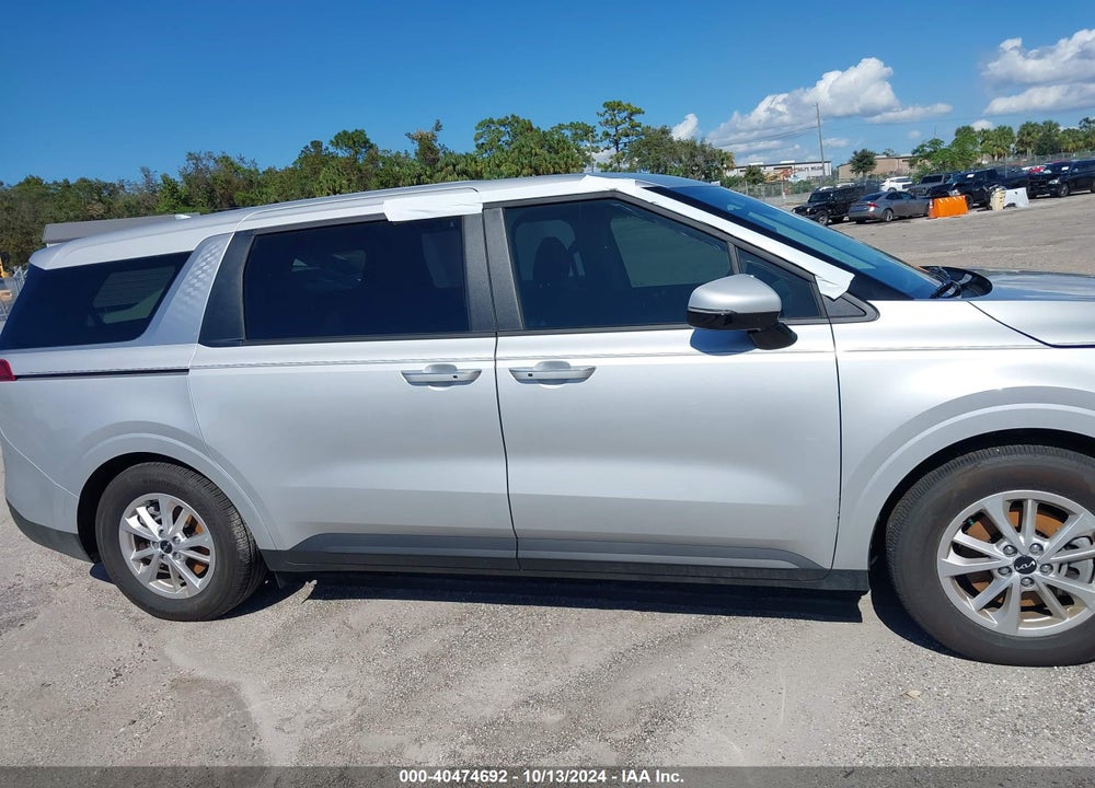 2023 KIA CARNIVAL MPV LX SEAT PACKAGE VIN: KNDNB4H39P6237292