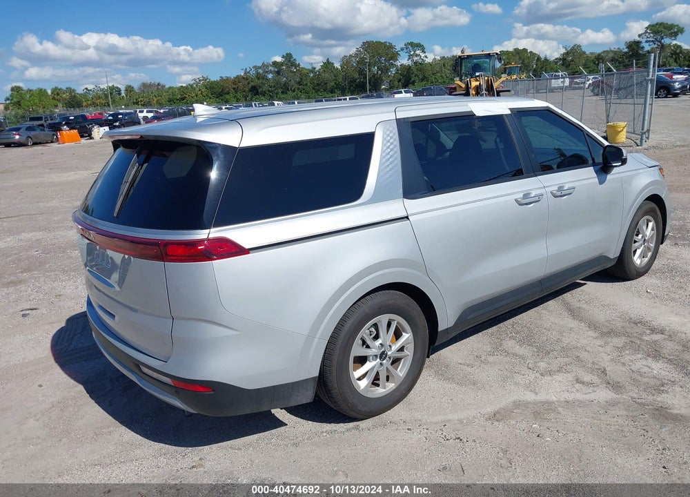 2023 KIA CARNIVAL MPV LX SEAT PACKAGE VIN: KNDNB4H39P6237292