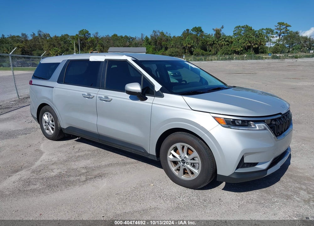 2023 KIA CARNIVAL MPV LX SEAT PACKAGE VIN: KNDNB4H39P6237292