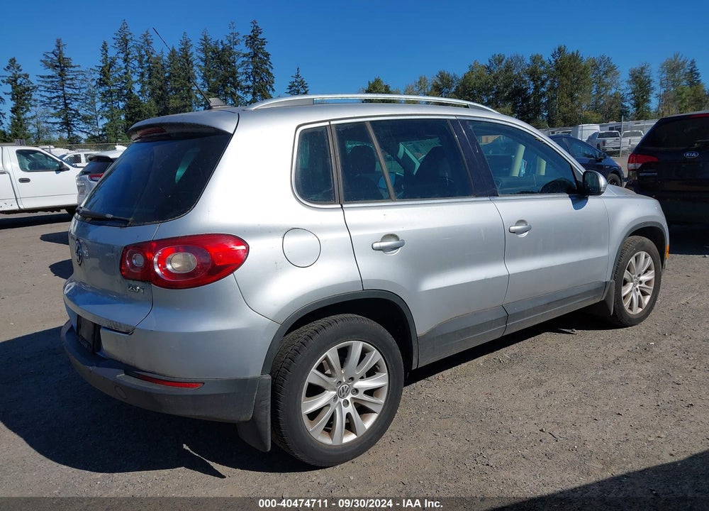 2009 VOLKSWAGEN TIGUAN SE VIN: WVGAV75N79W532791