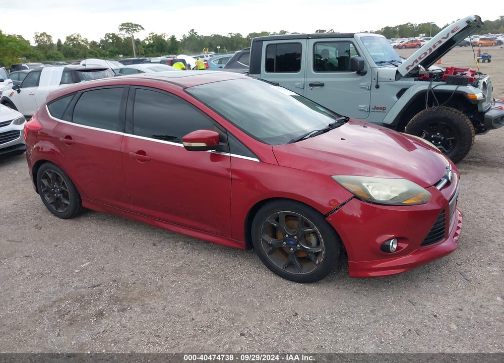 2014 FORD FOCUS TITANIUM VIN: 1FADP3N29EL458267