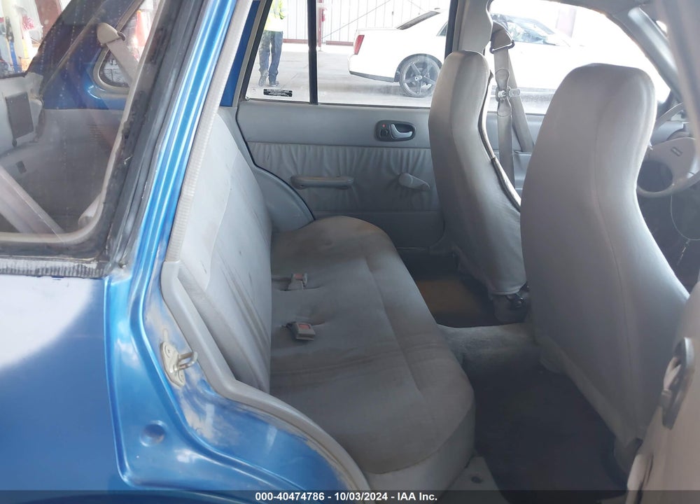 1994 GEO METRO VIN: 2C1MR6469R6721007