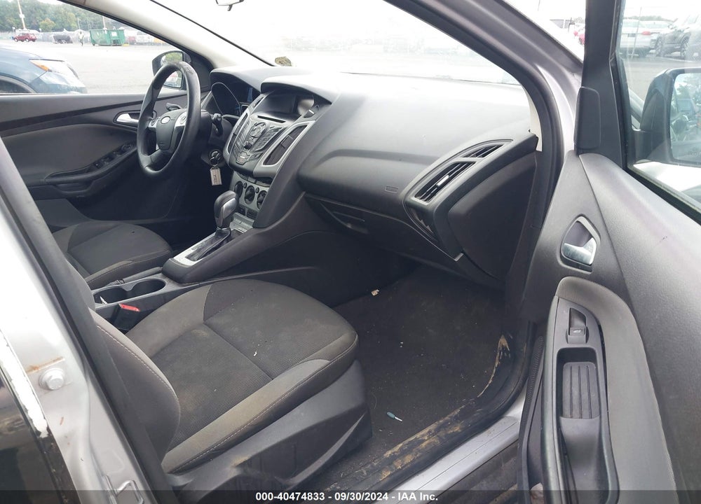 2014 FORD FOCUS SE VIN: 1FADP3K26EL318438