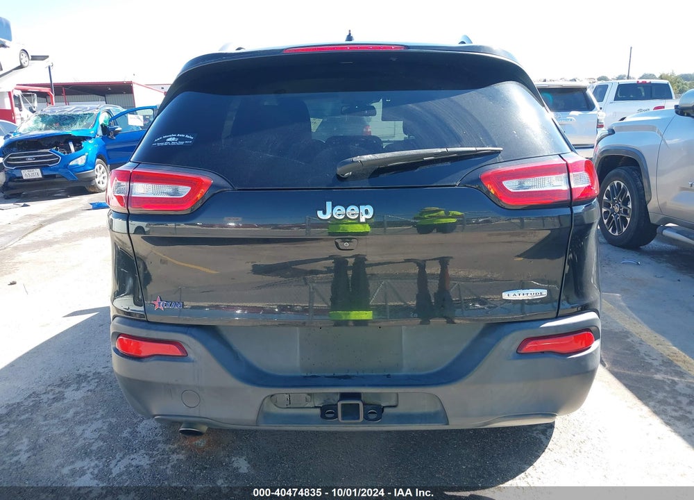 2014 JEEP CHEROKEE LATITUDE VIN: 1C4PJLCB5EW318842