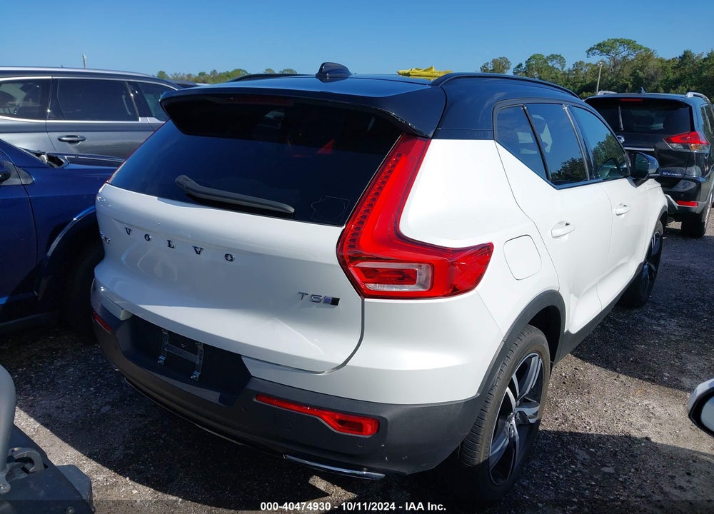 2020 VOLVO XC40 T5 R-DESIGN VIN: YV4162UM5L2337751