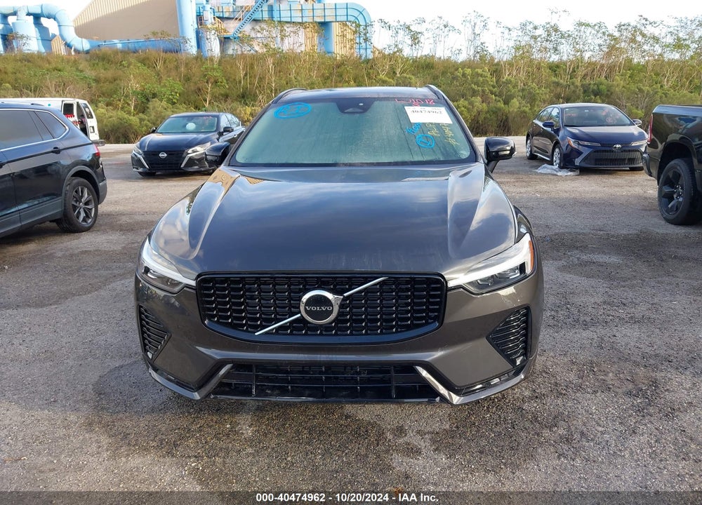 2024 VOLVO XC60 B5 CORE DARK THEME VIN: YV4L12RK6R1822218