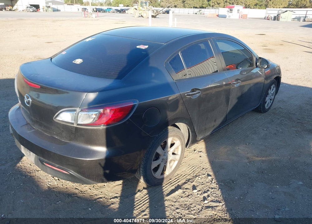 2011 MAZDA 3 I TOURING VIN: JM1BL1VFXB1497395