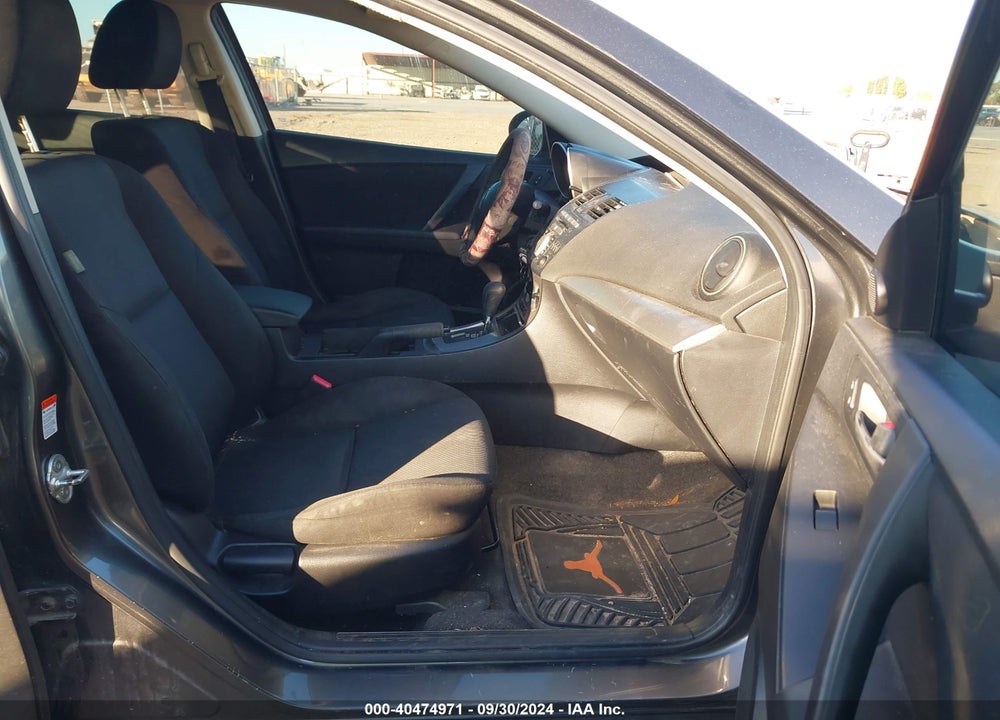 2011 MAZDA 3 I TOURING VIN: JM1BL1VFXB1497395