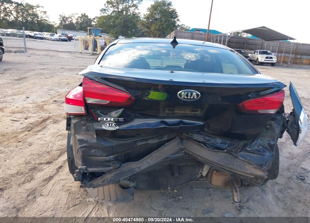 2017 KIA FORTE LX VIN: 3KPFK4A74HE093101