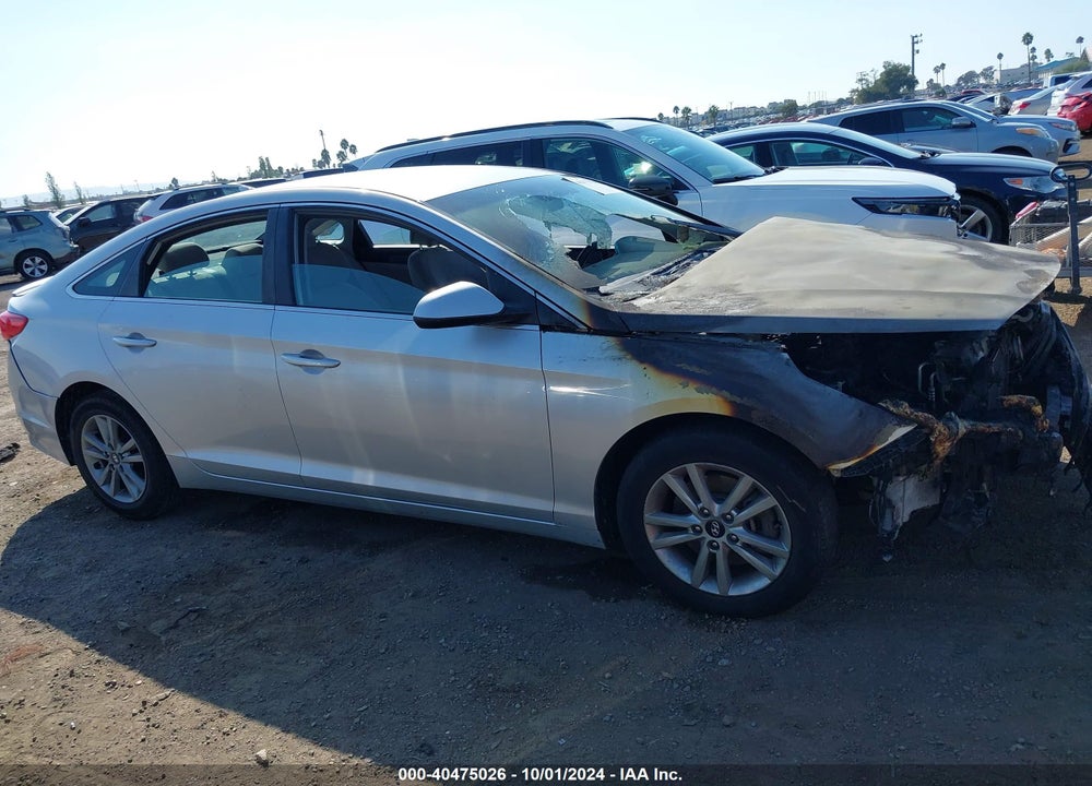 2015 HYUNDAI SONATA SE VIN: 5NPE24AF3FH040353