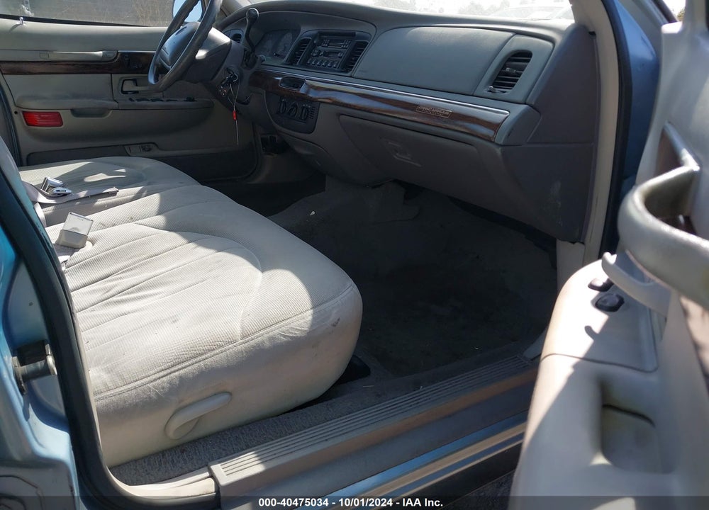 1999 MERCURY GRAND MARQUIS GS VIN: 2MEFM74W1XX638726