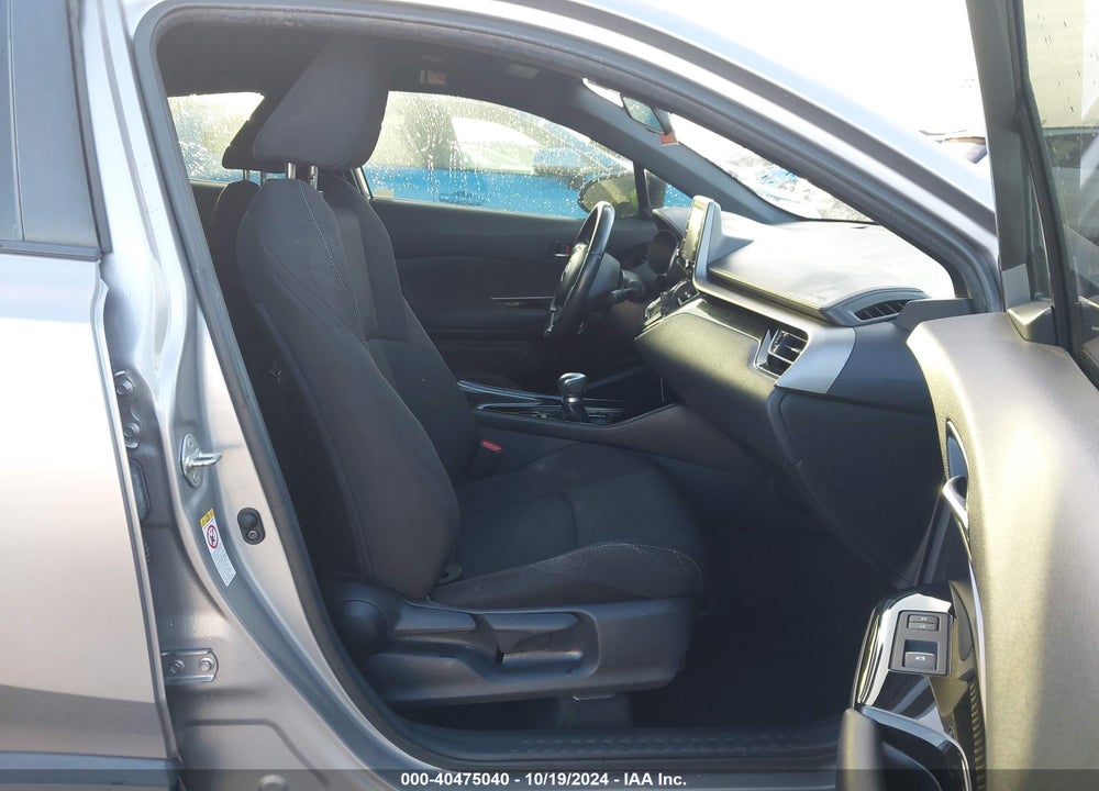 2019 TOYOTA C-HR XLE VIN: JTNKHMBX2K1051561