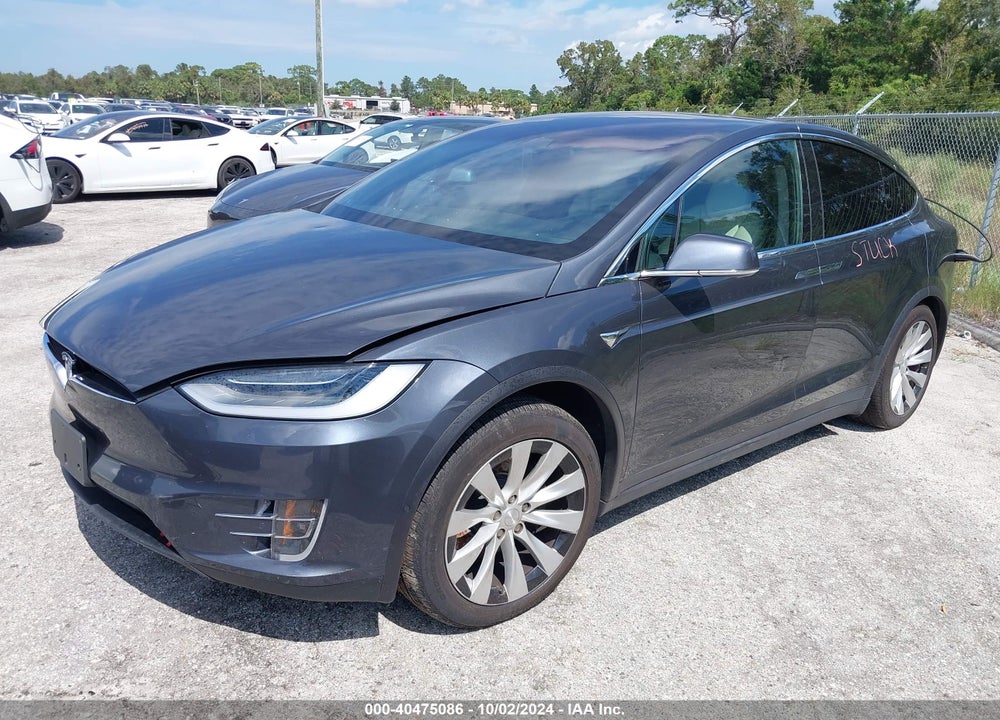 2019 TESLA MODEL X VIN: 5YJXCBE23KF203223