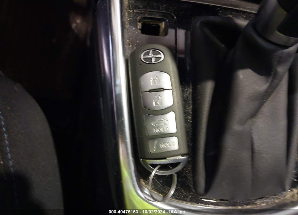 2016 SCION IA VIN: 3MYDLBZV1GY136836