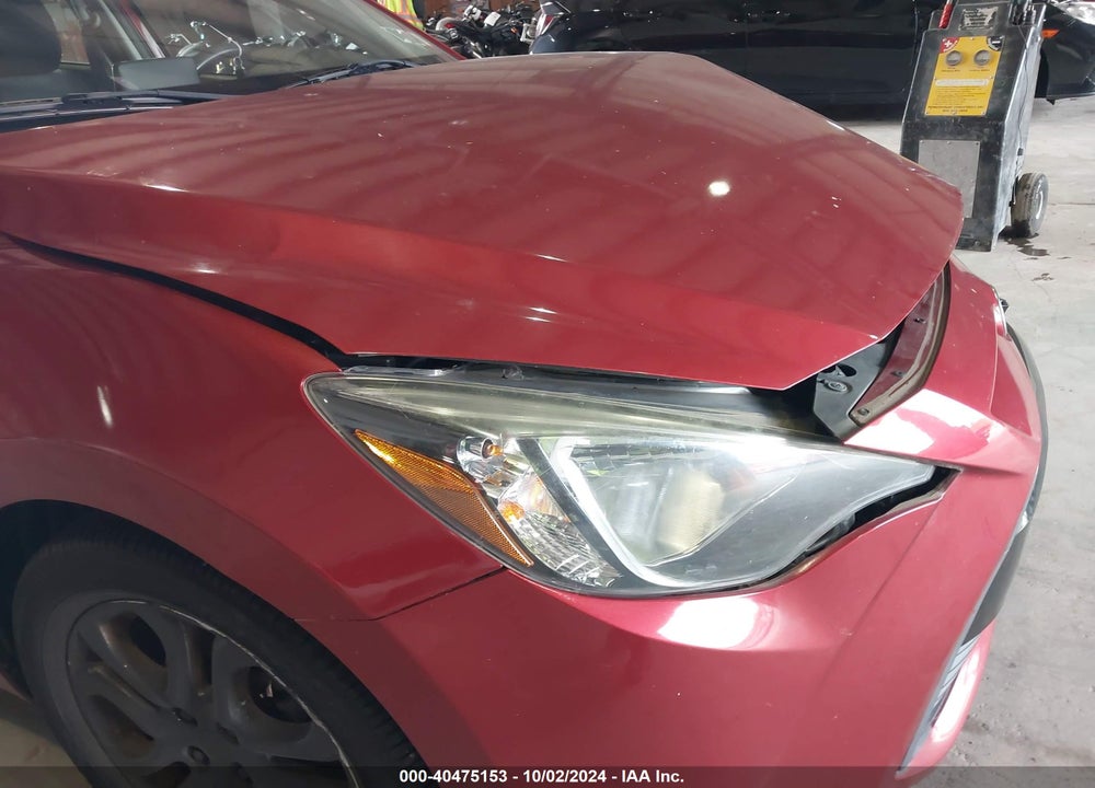 2016 SCION IA VIN: 3MYDLBZV1GY136836