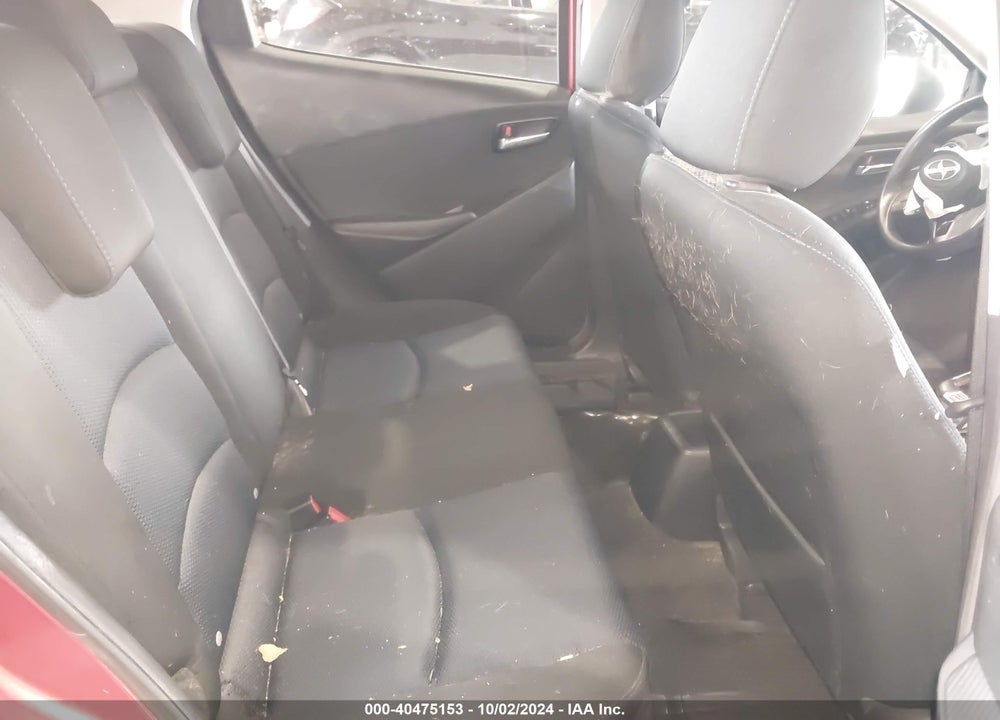 2016 SCION IA VIN: 3MYDLBZV1GY136836