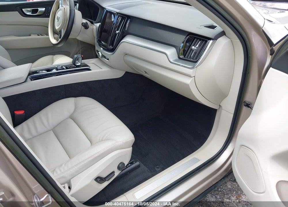 2023 VOLVO XC60 B5 CORE VIN: YV4L12RV9P1239603