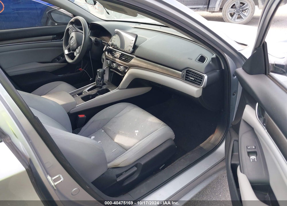2018 HONDA ACCORD LX VIN: 1HGCV1F1XJA214995