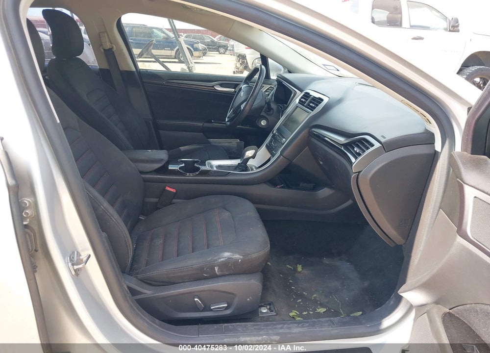 2016 FORD FUSION SE VIN: 3FA6P0H77GR232392
