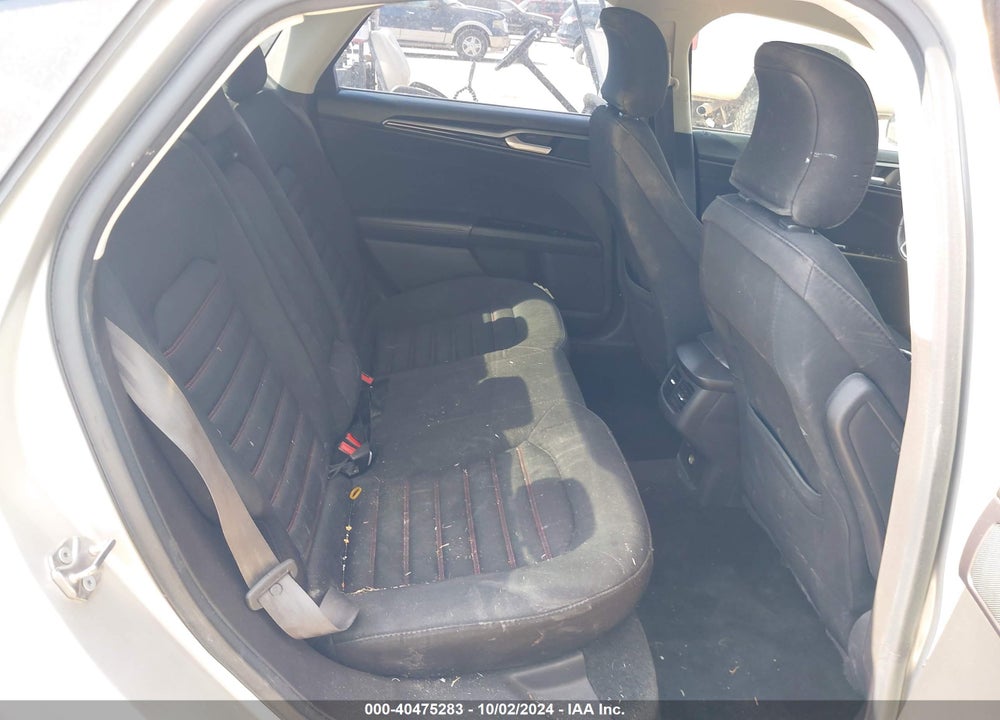 2016 FORD FUSION SE VIN: 3FA6P0H77GR232392
