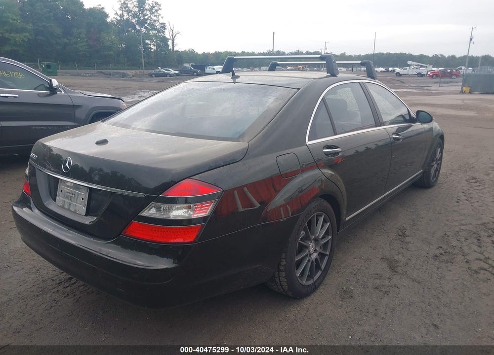 2007 MERCEDES-BENZ S 550 VIN: WDDNG71X57A059710