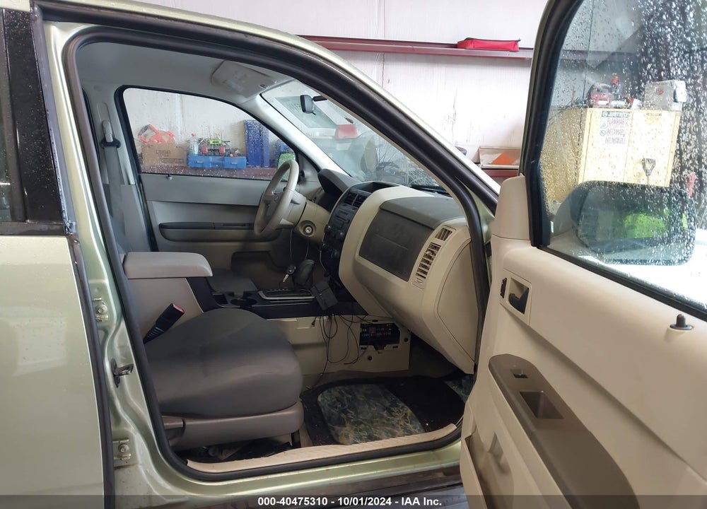 2008 FORD ESCAPE XLS/XLS MANUAL VIN: 1FMCU02ZX8KE02827