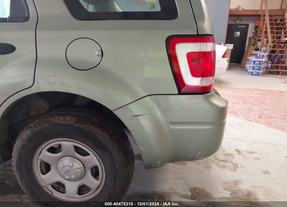 2008 FORD ESCAPE XLS/XLS MANUAL VIN: 1FMCU02ZX8KE02827