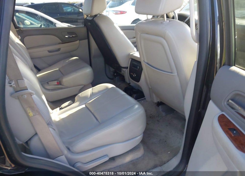 2007 CHEVROLET TAHOE LT VIN: 1GNFC13J67J130243