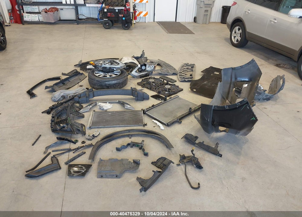 2017 NISSAN ROGUE SV VIN: JN8AT2MT1HW153267
