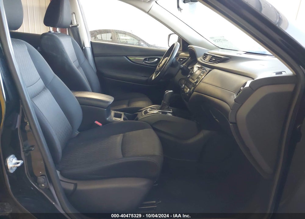 2017 NISSAN ROGUE SV VIN: JN8AT2MT1HW153267