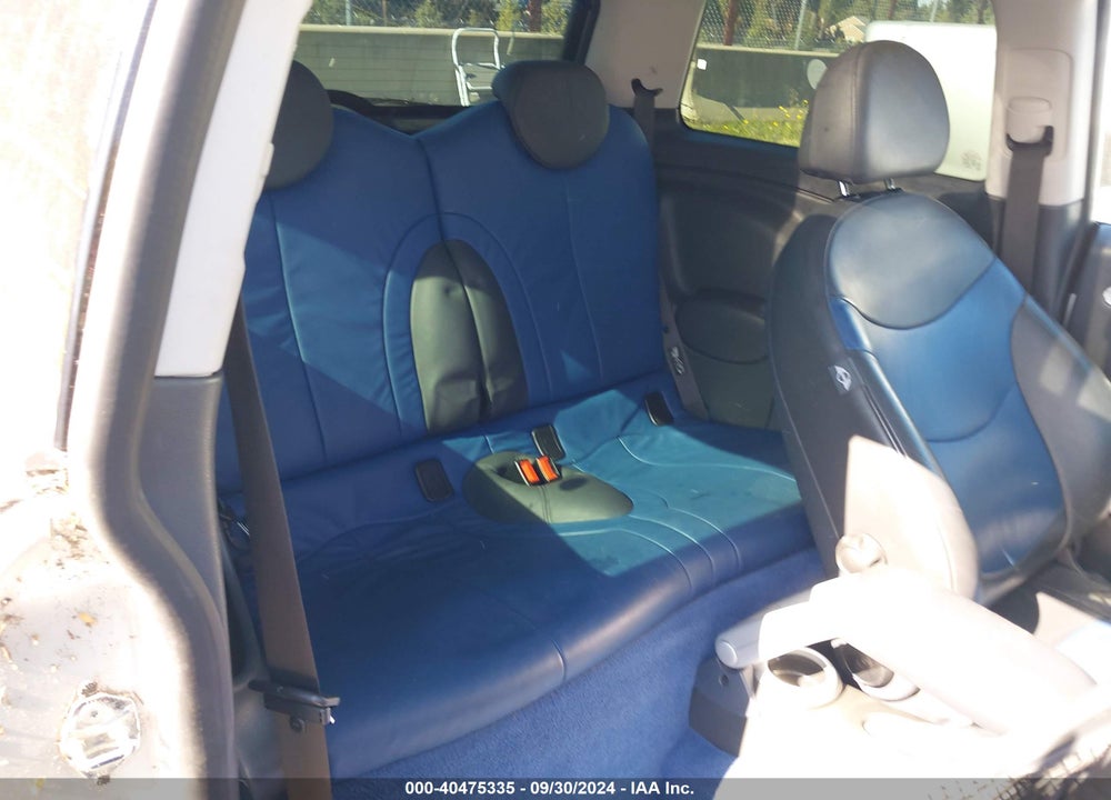 2006 MINI COOPER S VIN: WMWRE33516TL19378