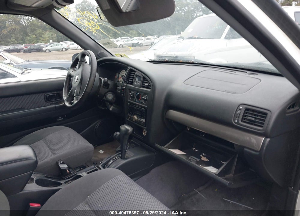 2003 NISSAN PATHFINDER SE VIN: JN8DR09Y73W826642