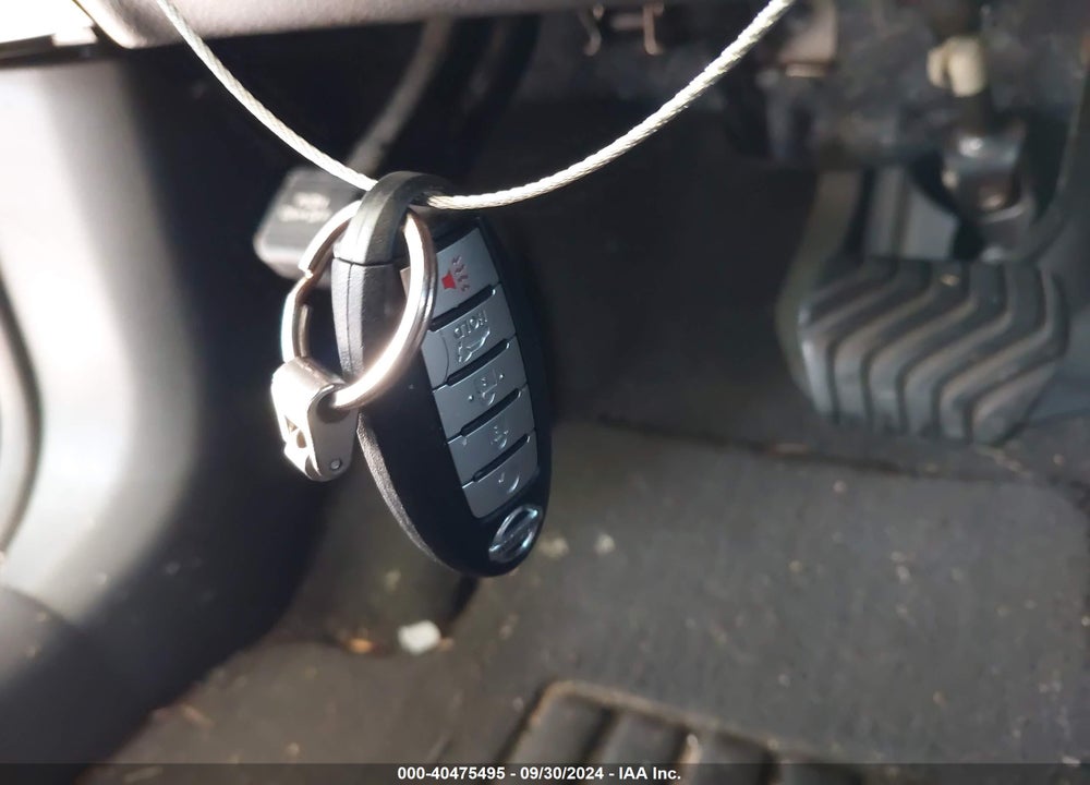 2018 NISSAN ROGUE SV VIN: 5N1AT2MT0JC747878