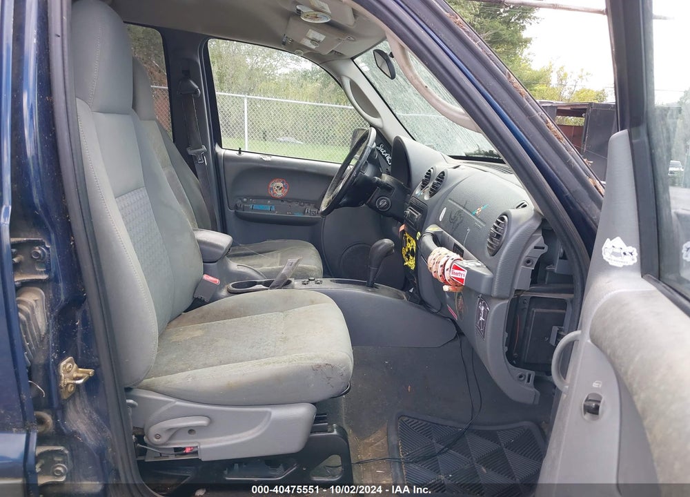 2007 JEEP LIBERTY VIN: 1J4GK48K37W525707