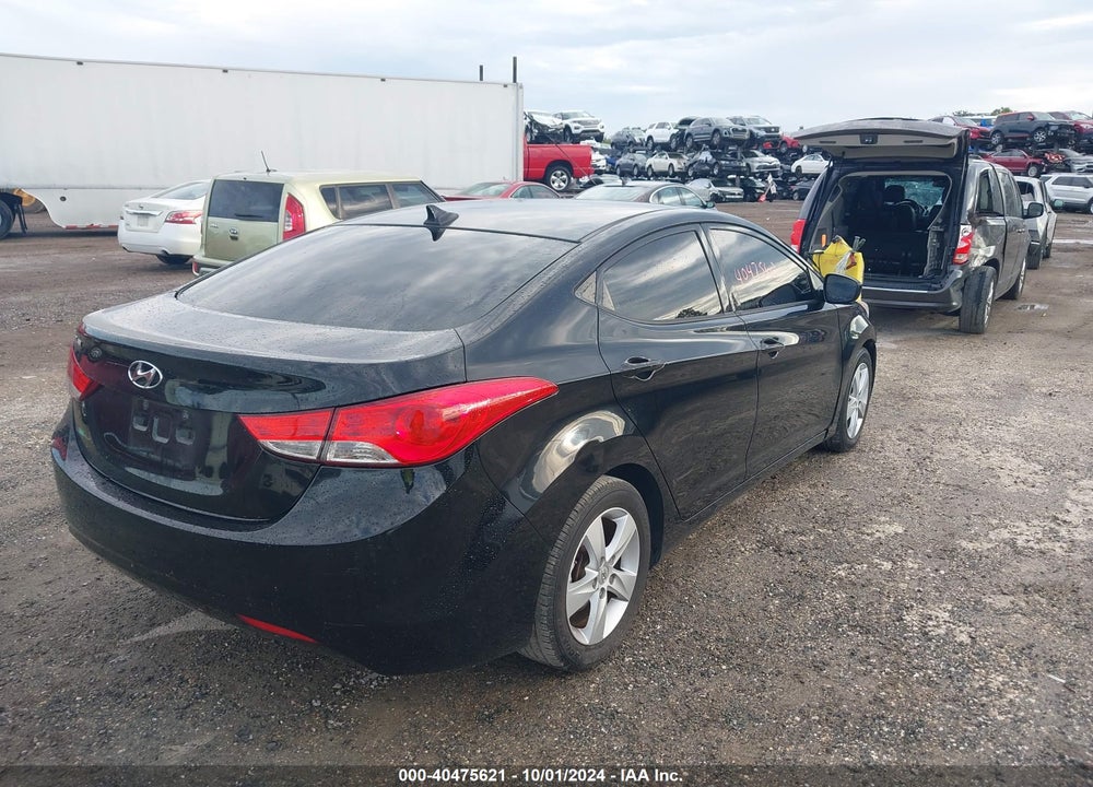 2013 HYUNDAI ELANTRA GLS VIN: 5NPDH4AE5DH343066