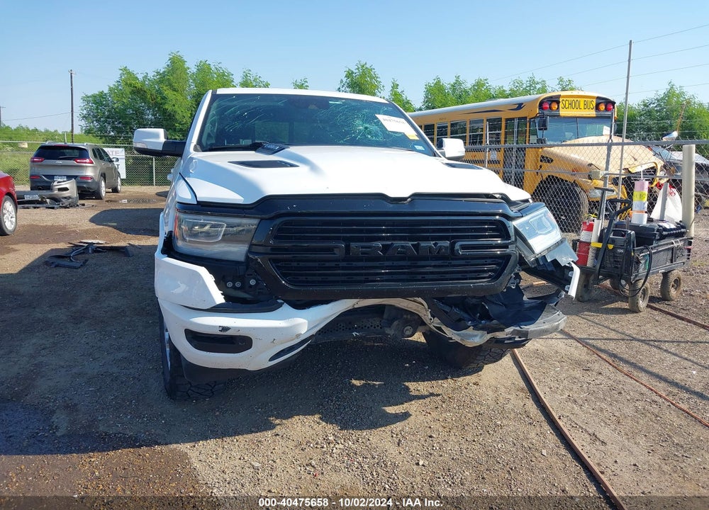 2021 RAM 1500 LAIE  4X2 5'7 BOX VIN: 1C6RREJT8MN658815